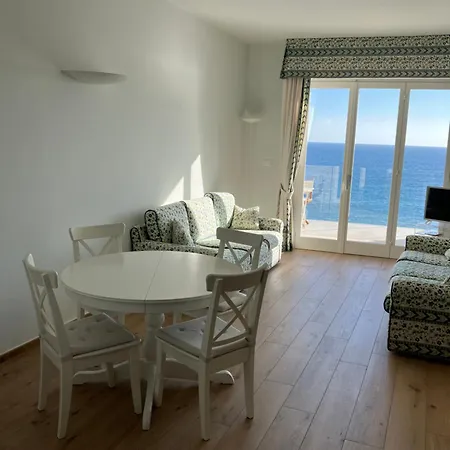 Appartement Holidays Alassio